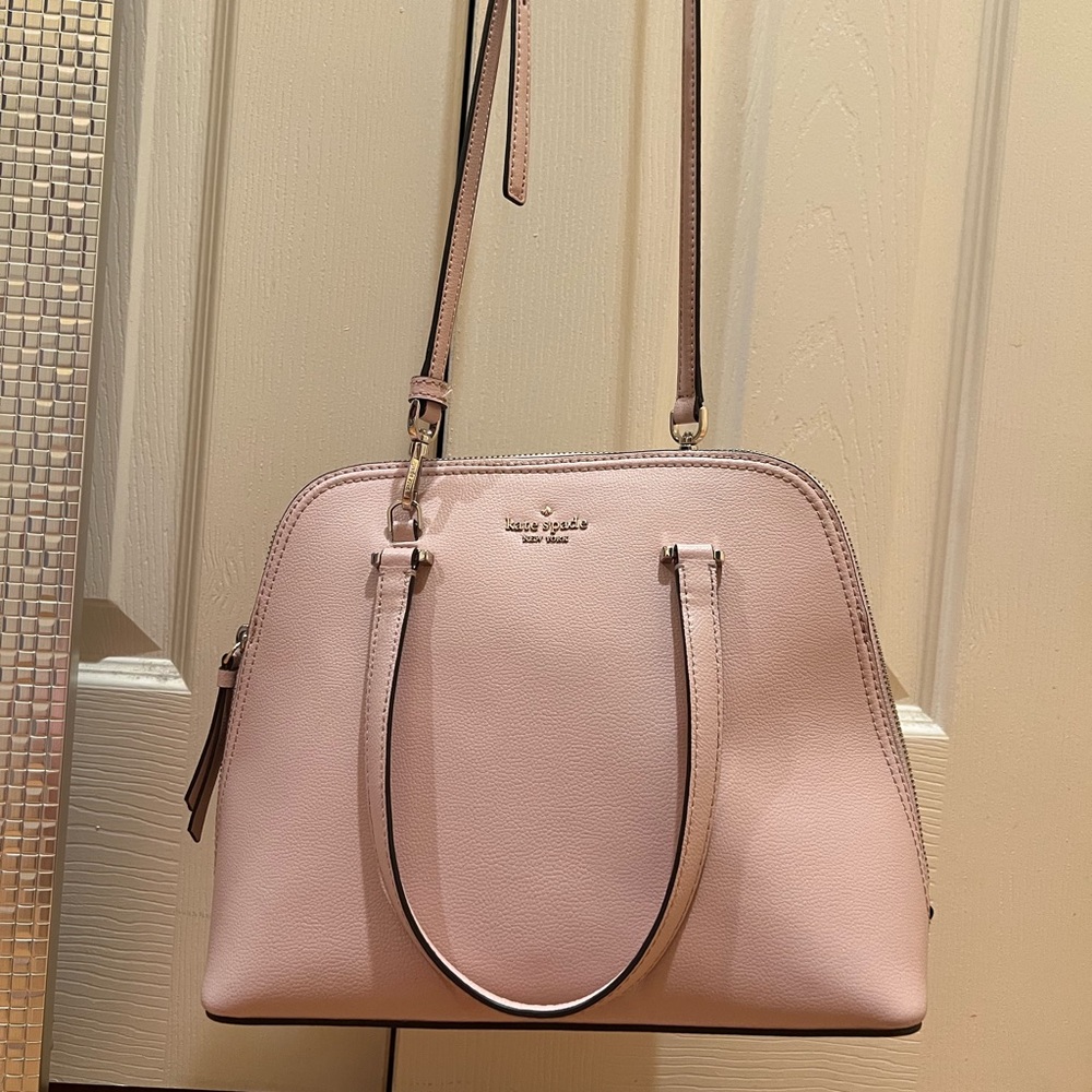 Pretty pink Kate spade bag🌸☺️